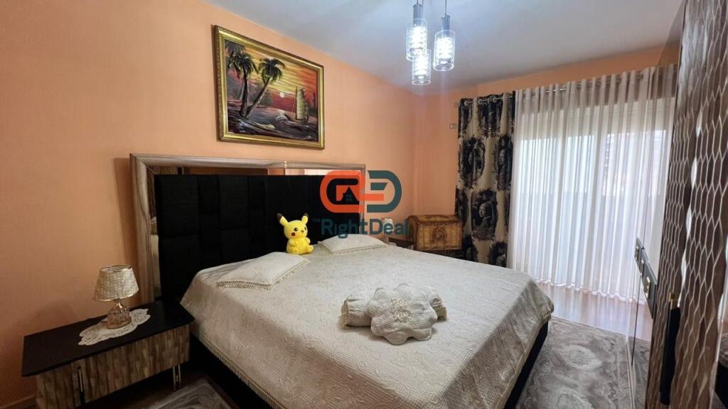 A Siri Kodra, Appartamento 1+1 Ampio in Vendita, Ideale per Abitare!!!