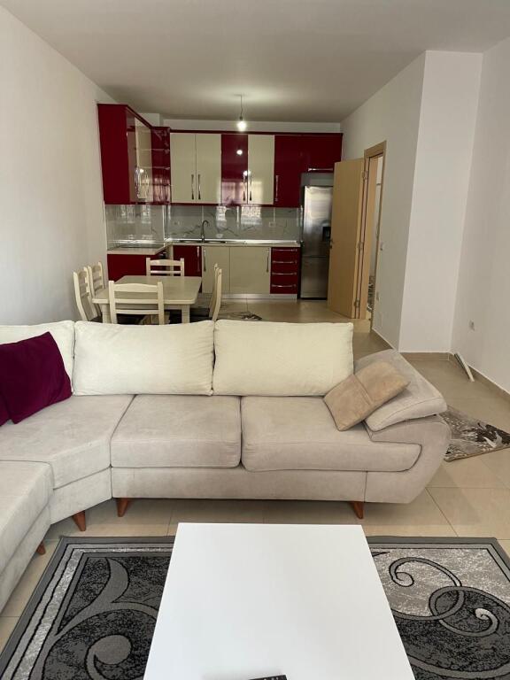 Apartament Ne Shitje 3+1+2 Ne Kinostudio (ID B130100) Tirane.