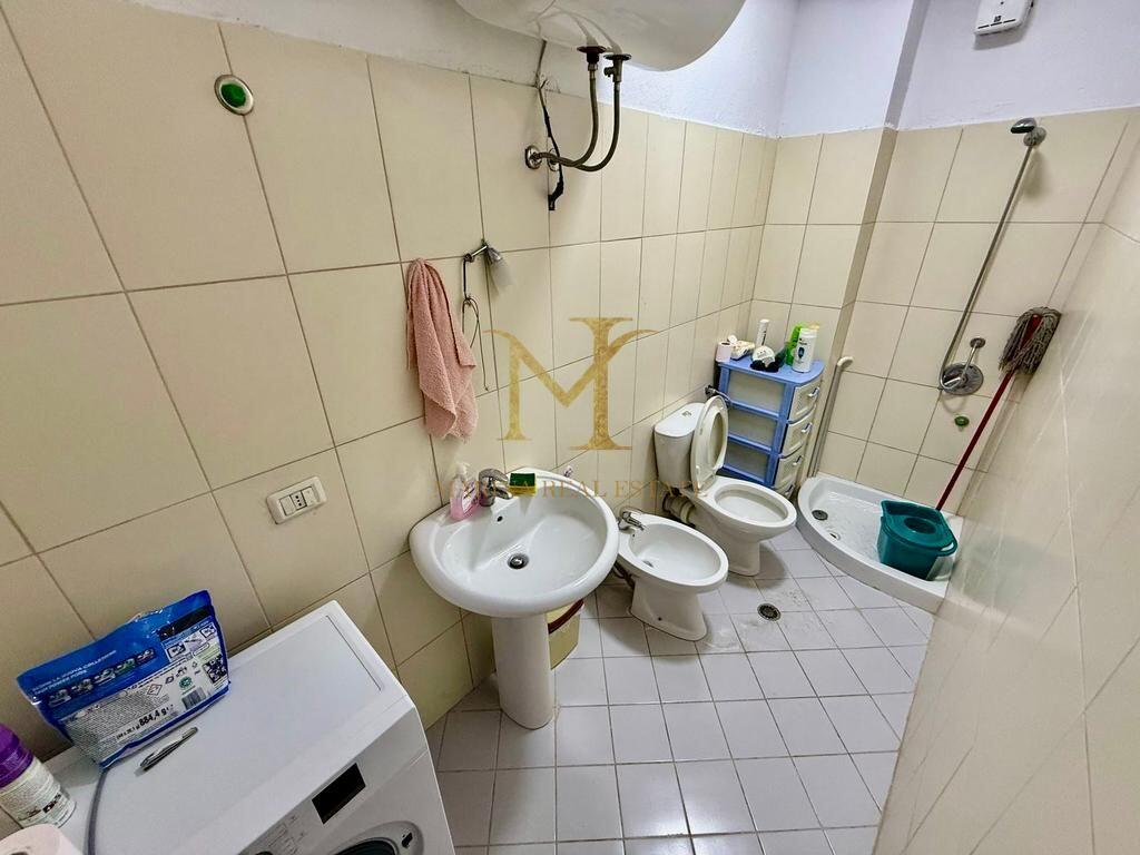 SHITET APARTAMENT 1+1 NE ILIRIA , PERBALLE ME KOMPLEKSIN FLORIDA !!