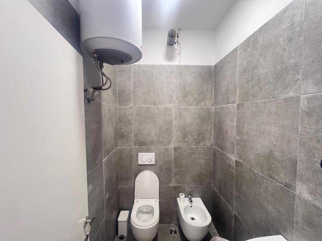 ‼️Ambient biznesi për qira tek 📍Unaza e Re ‼️