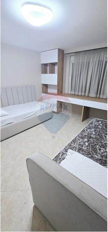 Apartament per qera 3+1+2 tek Mine Peza