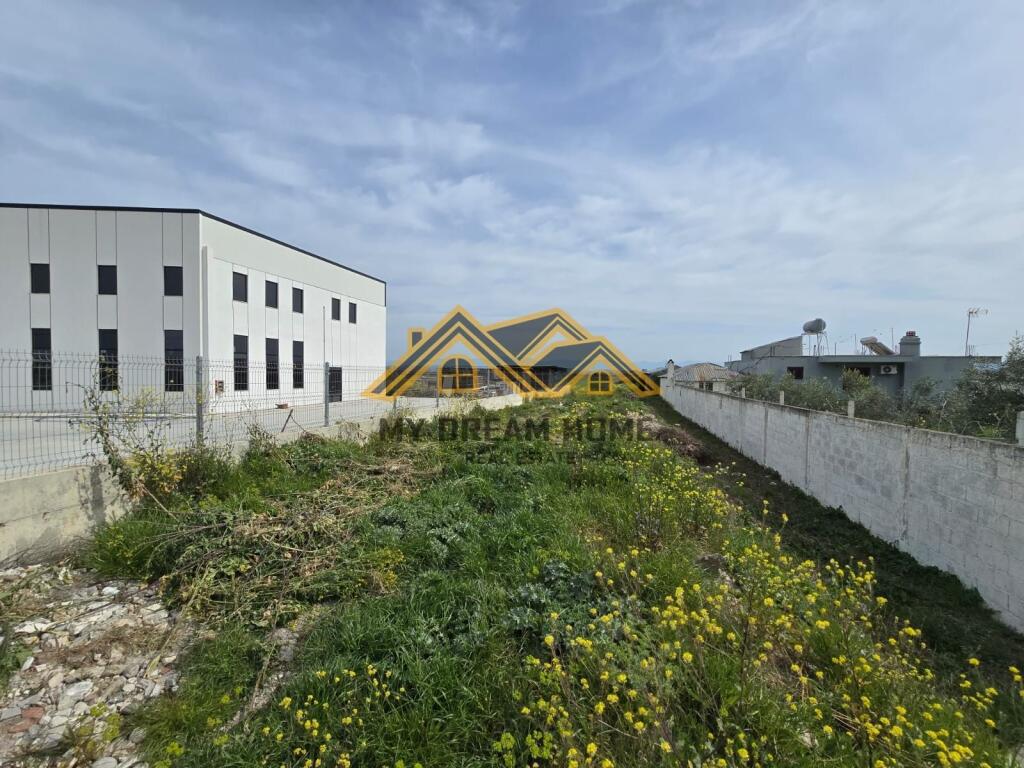 TOKE PER SHITJE NE XHAFZOTAJ-DURRES!