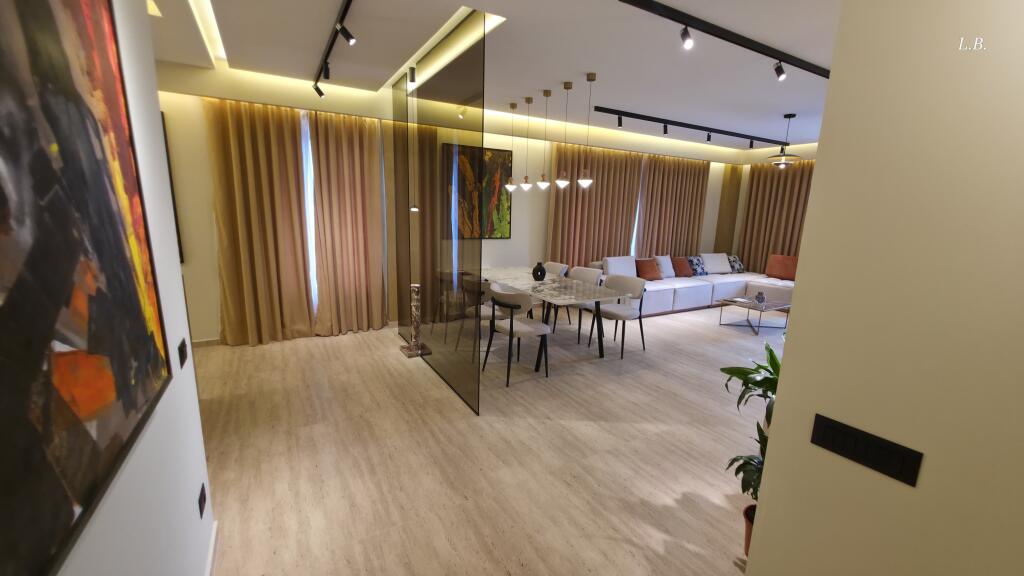 🏡 Apartament Luksoz me Qira – Kopshti Sekret