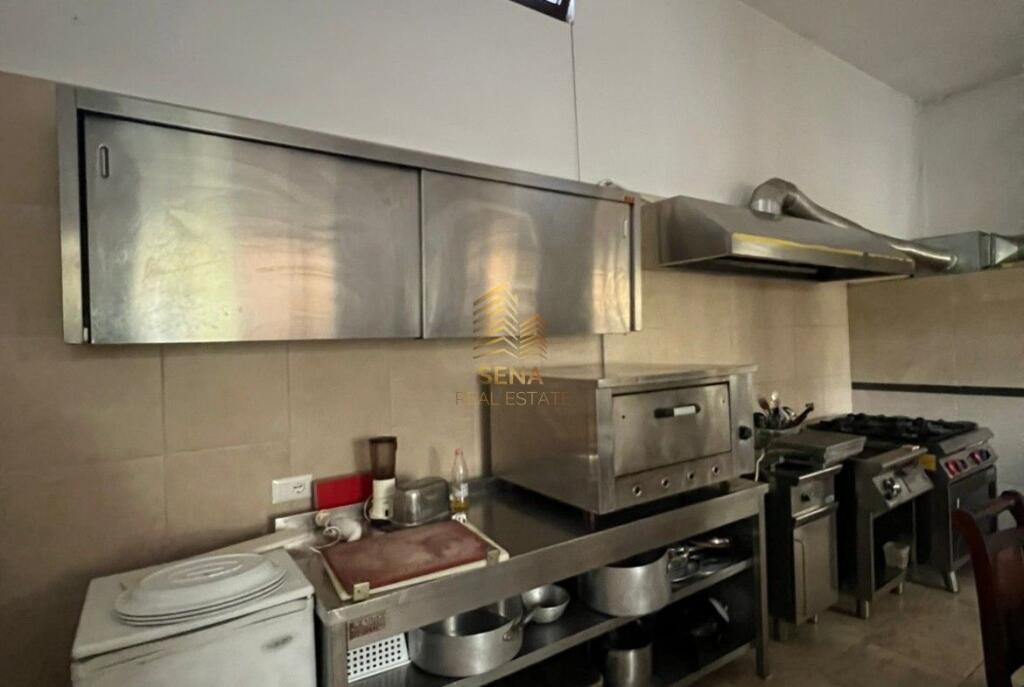 Jepet me qira Objekt biznesi 2 kate Restorant + Hotel, Durres ︱Rruga Kombetare Kombinat – Plepa, 3500 Euro/muaj