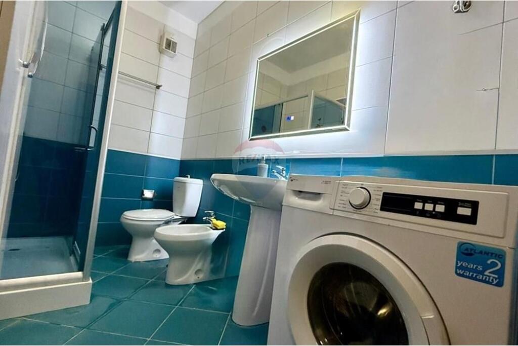 APARTAMENT 2+1+2 + PARKIM PËR QIRA