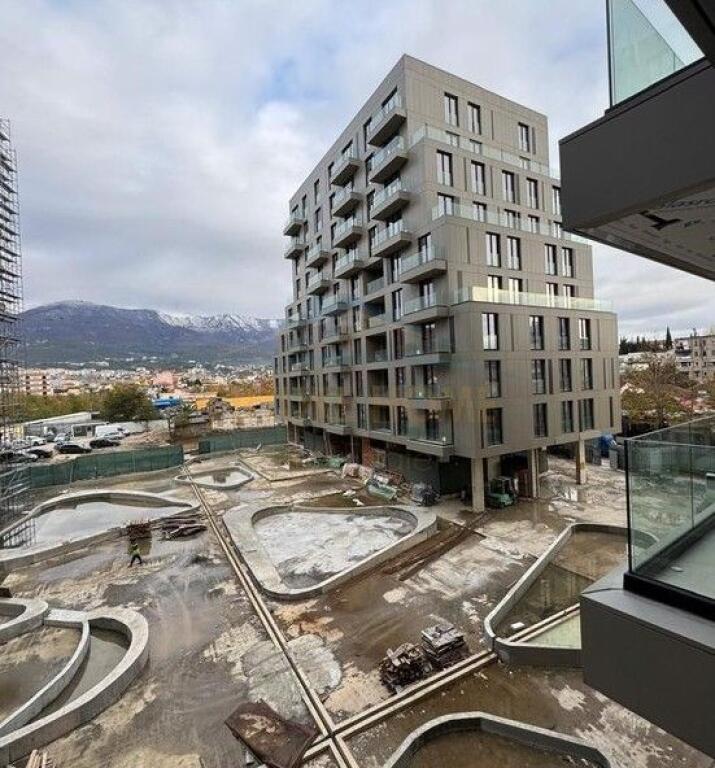 Shitet,Apartament 2+1+2+Depo,Kompleksi "Golden Gate",Pranë Maternitetit të Ri