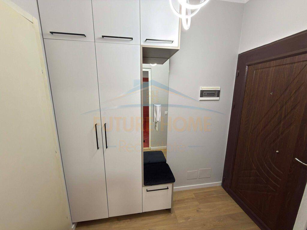 Shitet , Apartament 1+1 Unaza e Re , Tirane