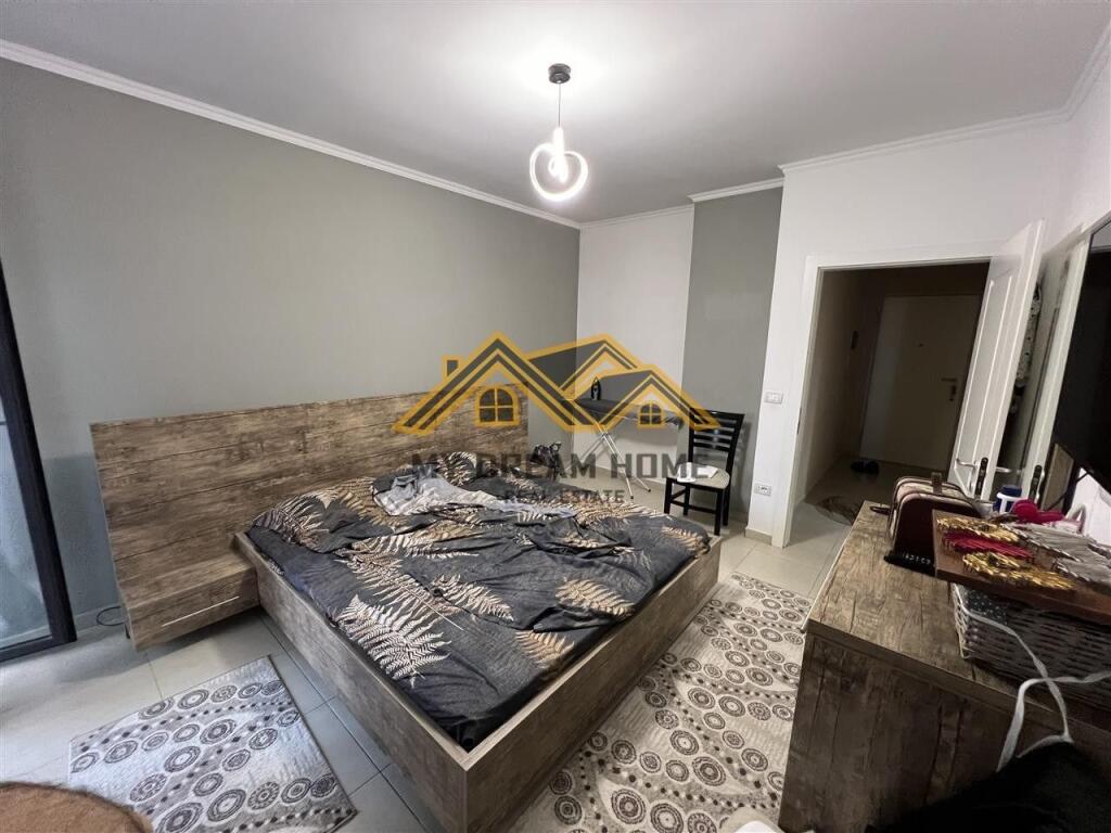 SHITET APARTAMENTI 2+1 NE HYRJE TE DURRESIT!!