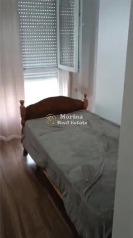 Qera, Apartament 2+1+2wc, Rruga 5 Maji, 500 Euro/Muaj