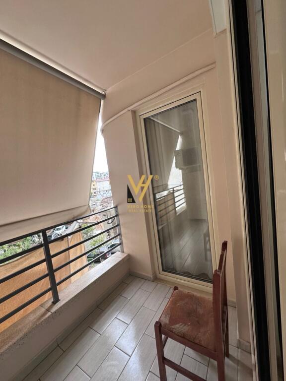 JEPET APARTAMENT 1+1+BLK ME QERA NE YZBERISHT 52.000 LEKE