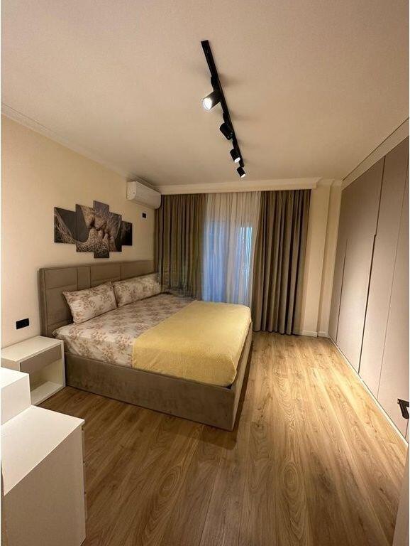 Apartament 2+1 per qira ne Shkoze, Kompleksi Tom Doshi 600 € /Muaj