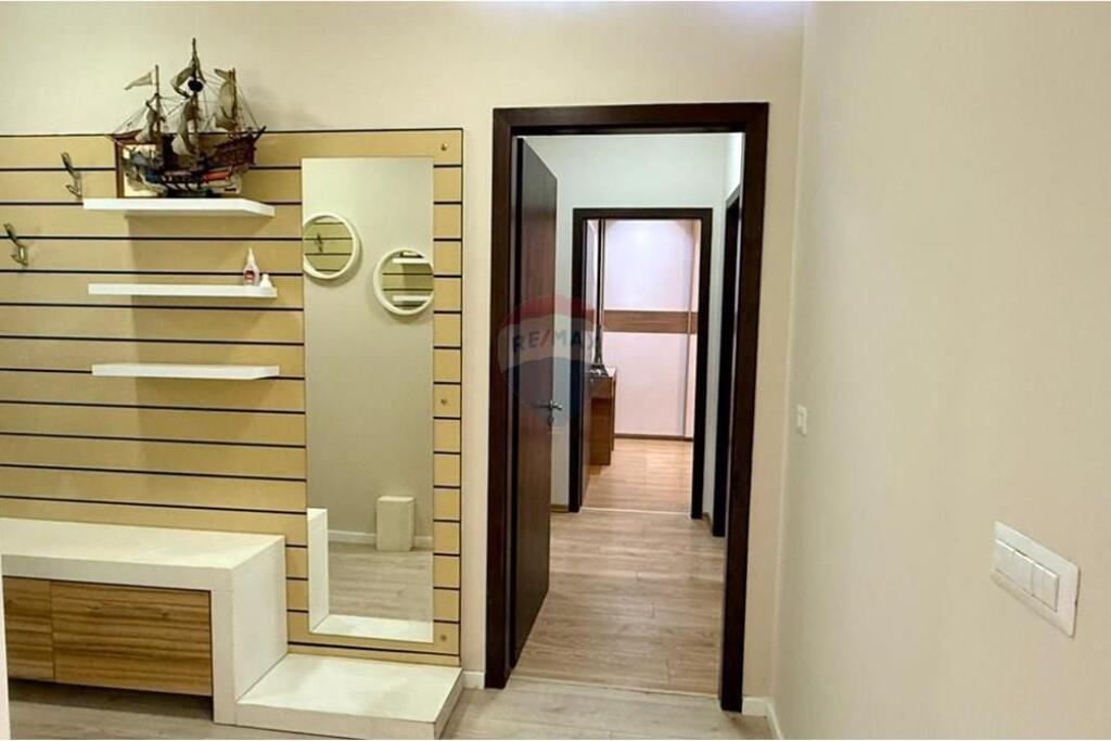 APARTMENT 2+1 + 1 Parking Spot 🚘 FOR RENT