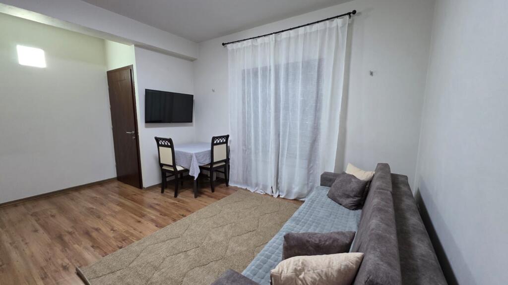 Il quarto piano di una villa in affitto 1+1