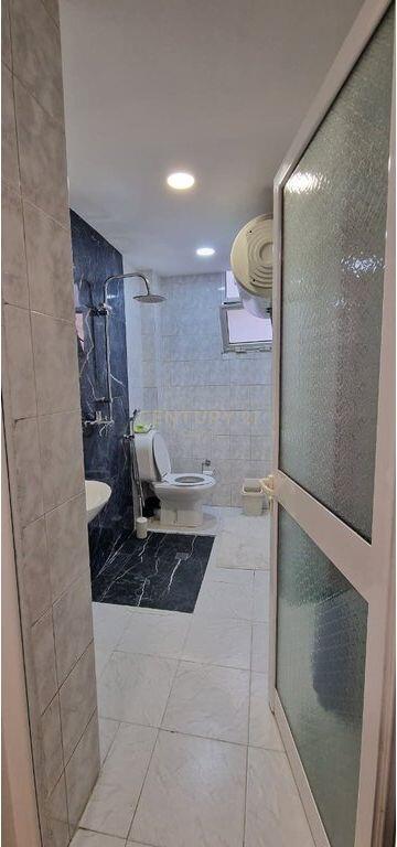 Apartament 2+1 ne qender me qera!