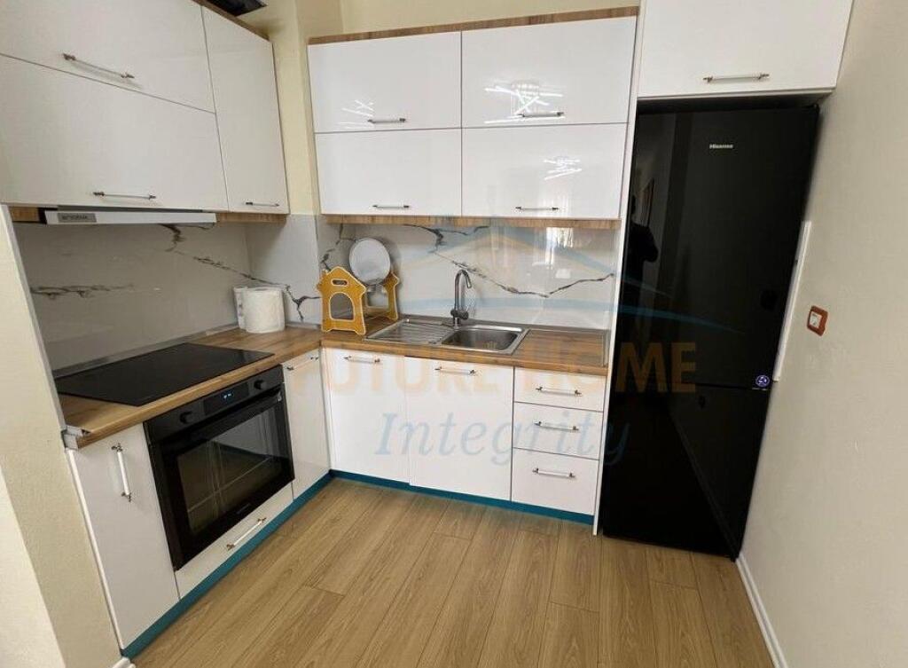 Shitet, Apartament 2+1, Yzberisht, Tiranë.