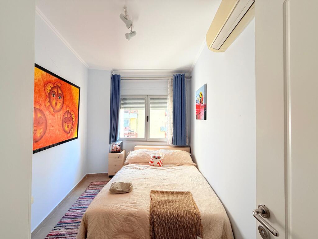 Apartament 3+1+2, Liqeni i Thate!
