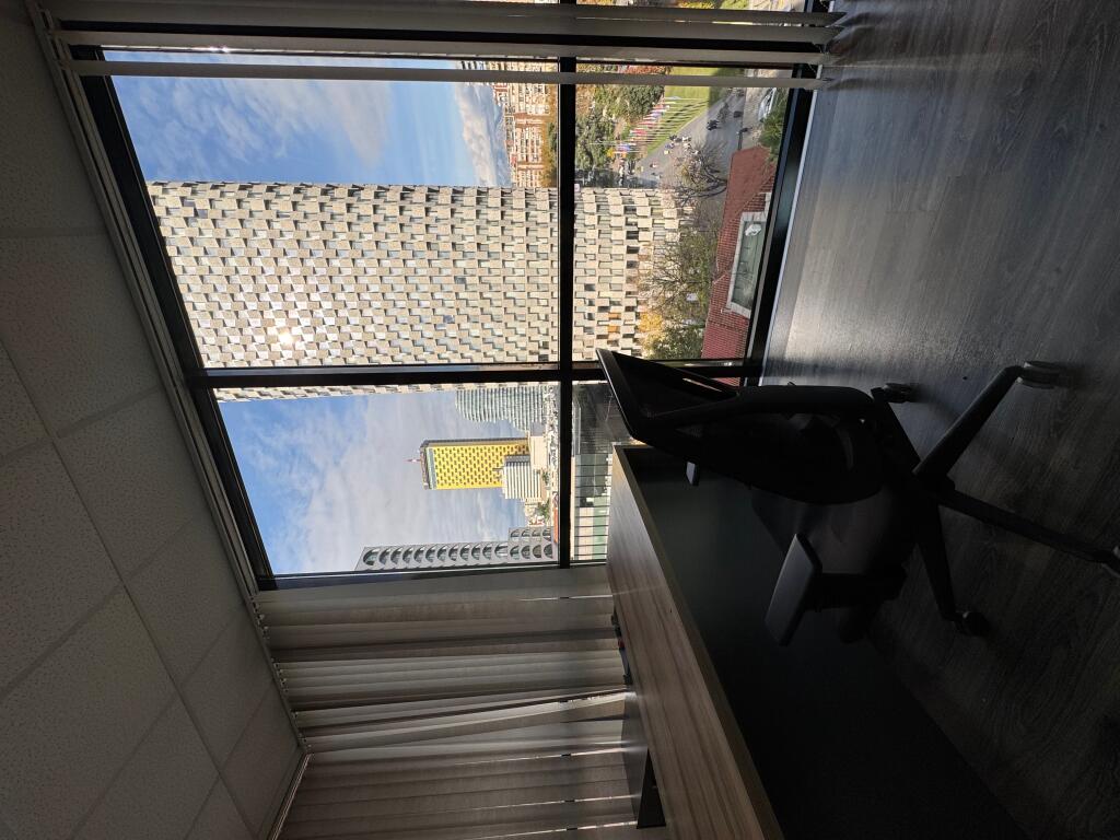 Zyrë për Qira, në Qendër të Tiranës