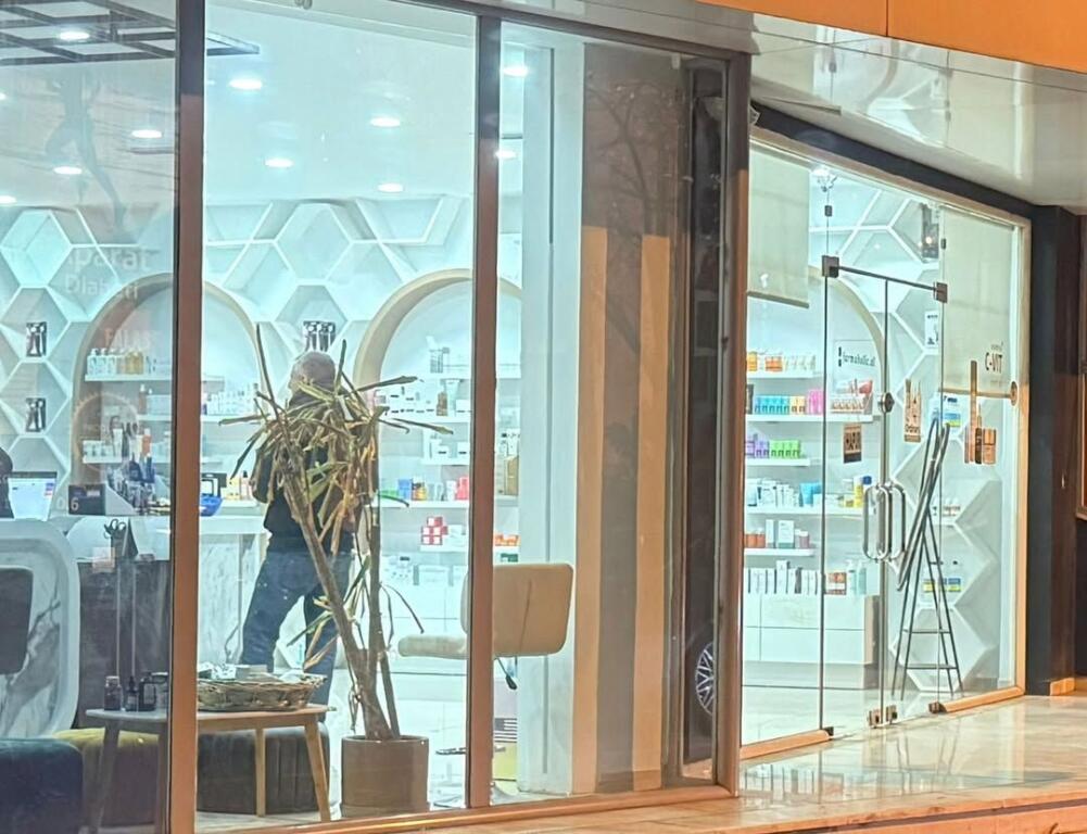 SHOP FOR RENT – FROSINA PLAKU STREET, FORMER BUS PARK