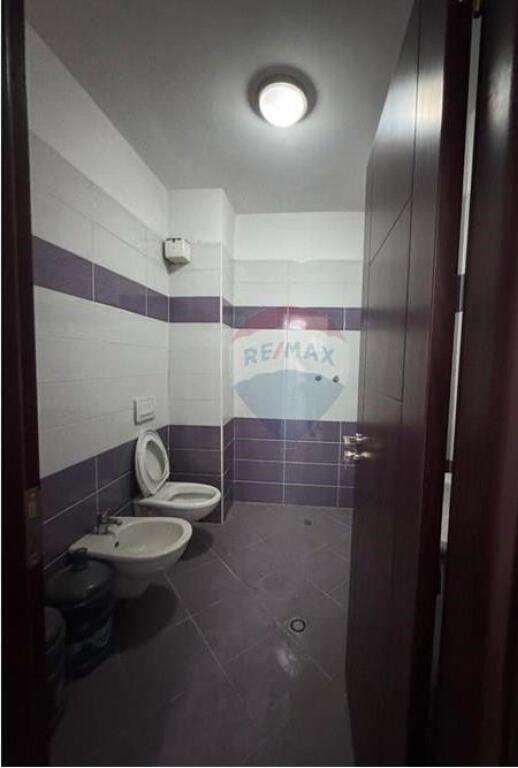 Appartamento - In Vendita - Via Muhamet Gjollesha, Tirana(ID: 530181003-438)