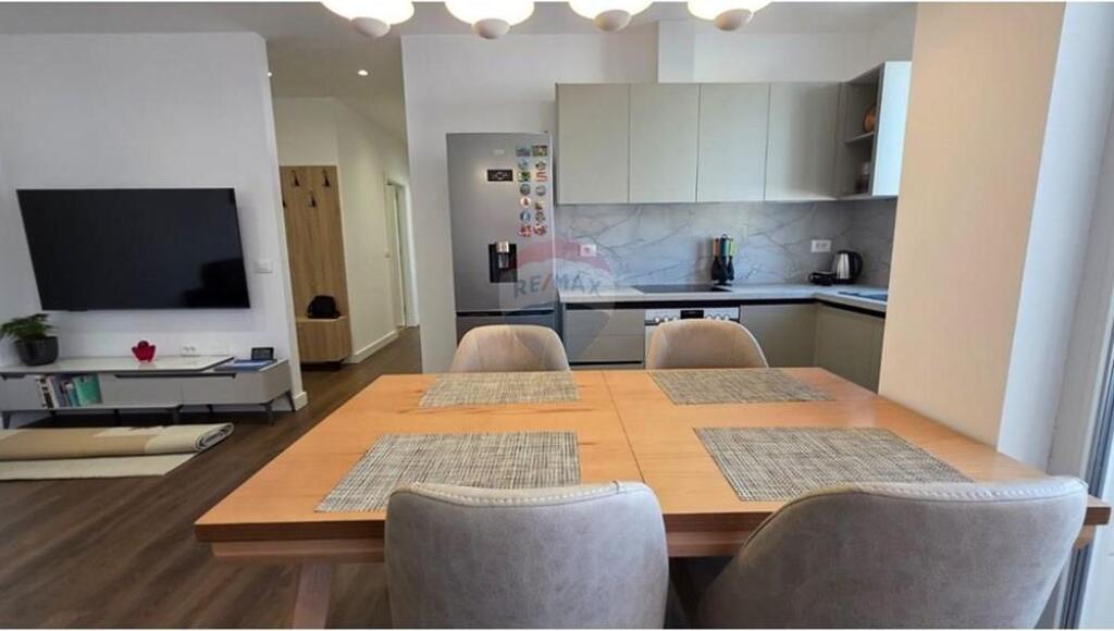 Apartament - Për Qira - Rruga Mine Peza, Tiranë