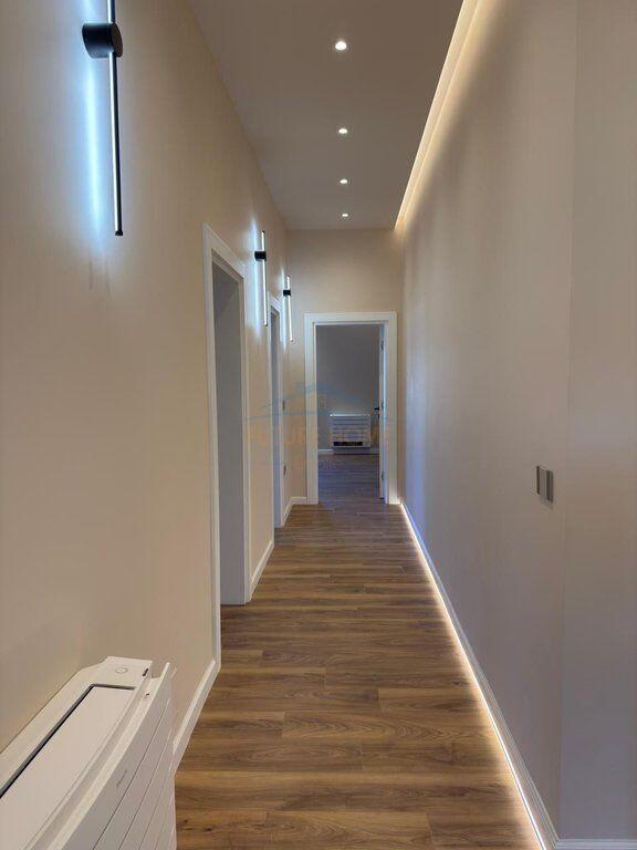 For rent, 3rd floor of a Villa