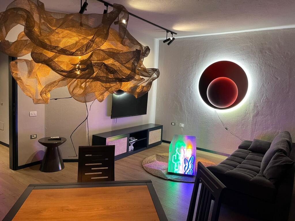 ✨APARTAMENT 1+1 ME QIRA - BULEVARDI “ZOGU 1” ✨