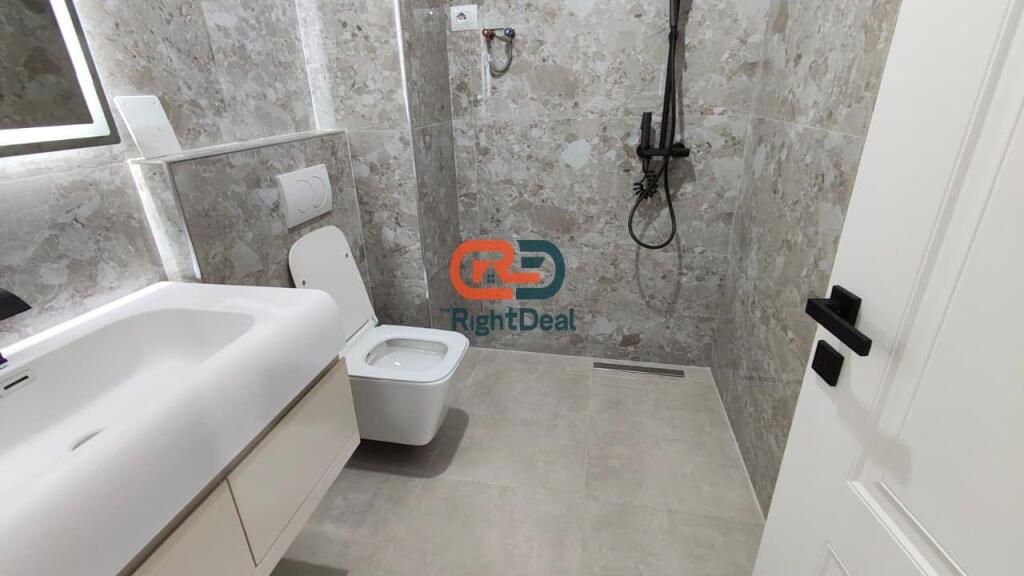 In Via E Bogdaneve, Vendesi in Vendita Appartamento 2+1 Con Orientamento Perfetto!!