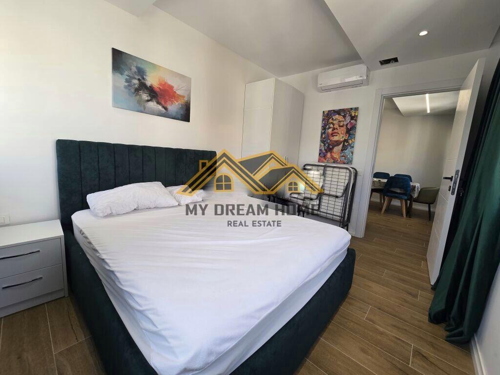 Apartament 1+1 me Pamje Deti në Shkëmbi i Kavajës!