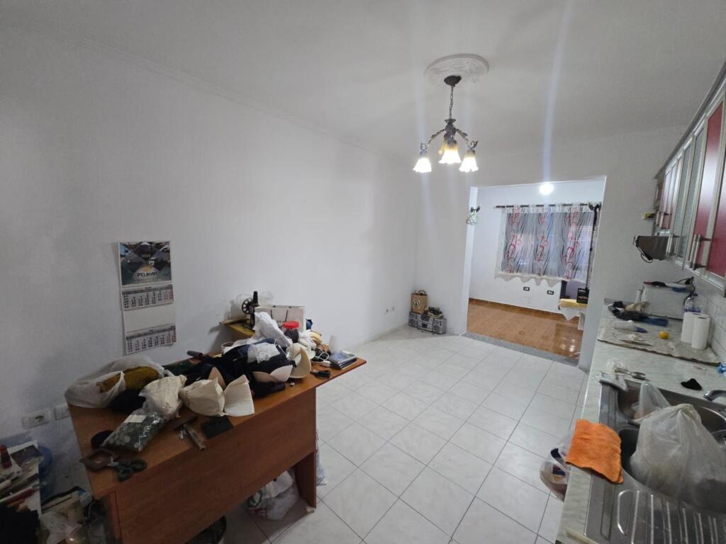 SHITET APARTAMENT 2+1 – TEK STADIUMI, DURRËS