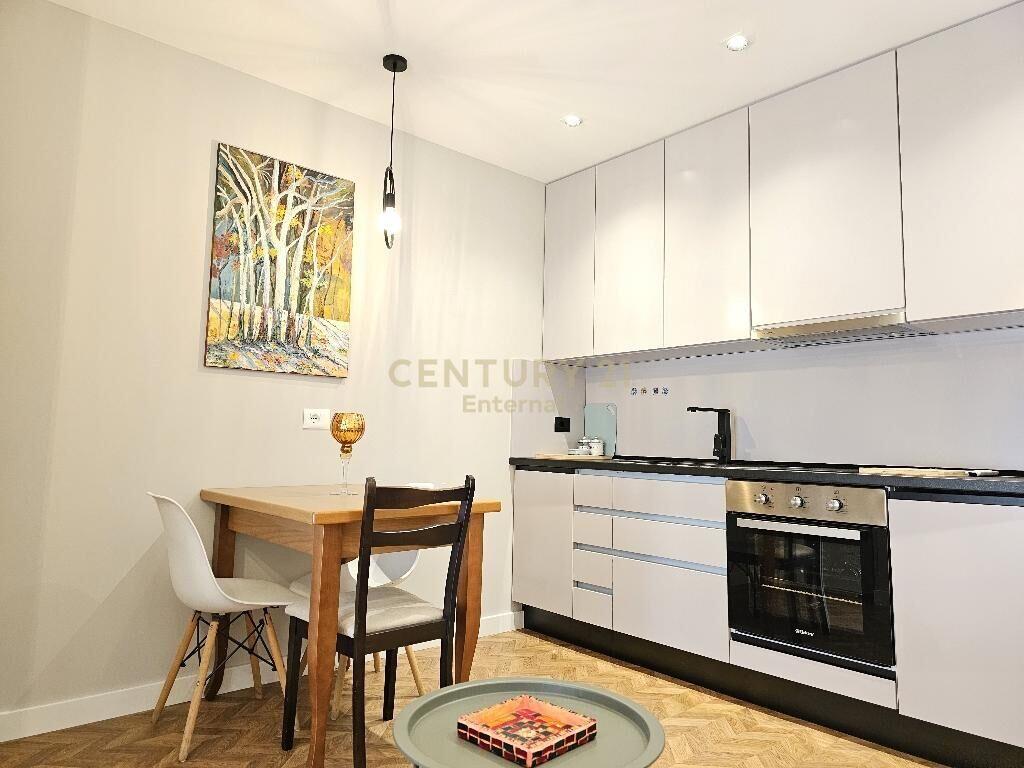 Jepet me qera 1+1  rr Elbasanit 570 euro