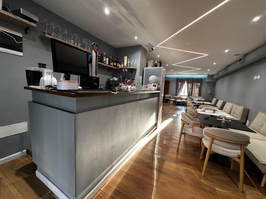 Vendita affitto attività Bar ristorante kimuna parisit .