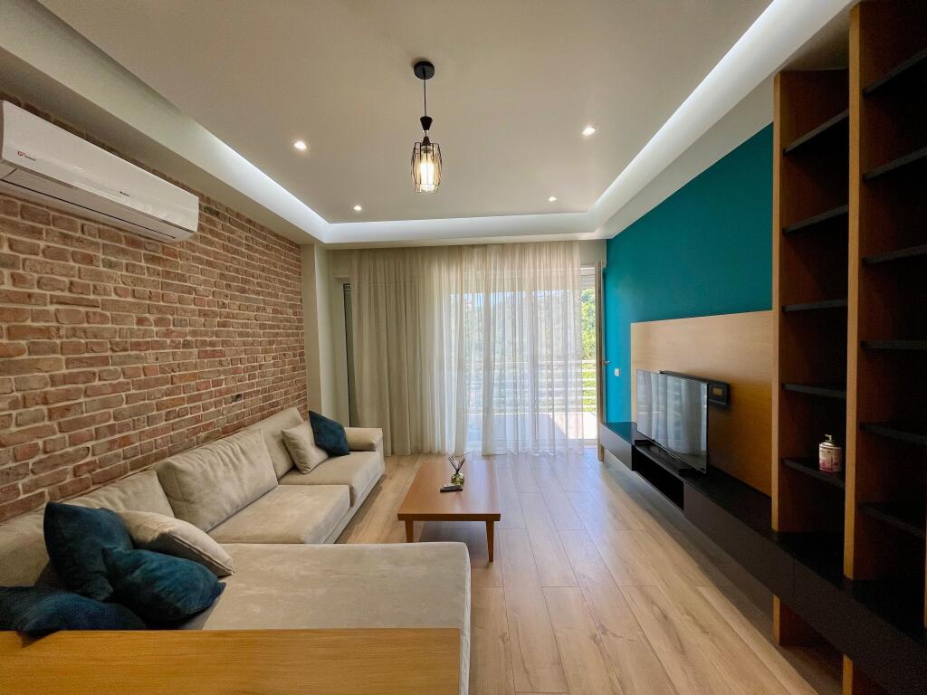 SHITET apartament 2+1 Rezidenca “Kodra e Diellit” afër Kopshtit "British"