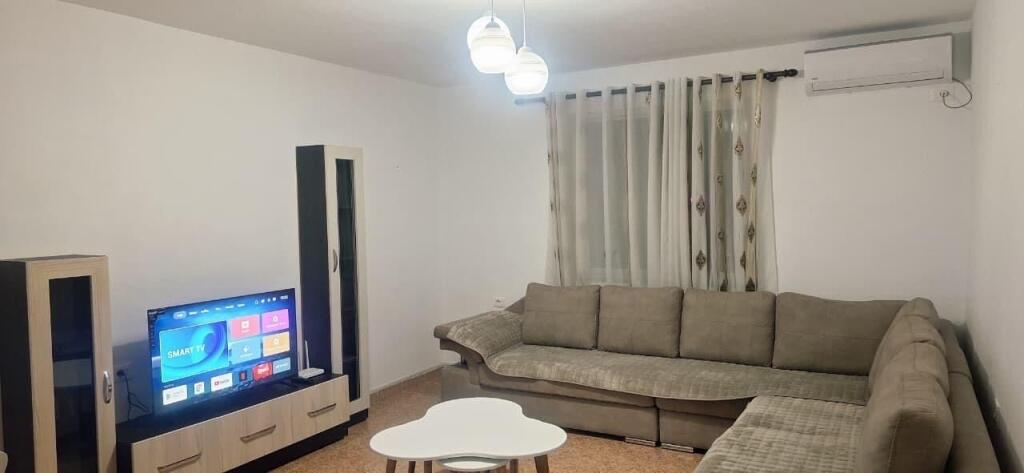 Apartament 1+1 me qera ne Ali Dem prane Fushes