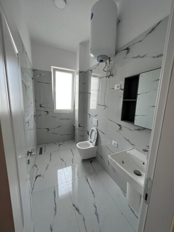 APARTAMENT ME QERA 2+1