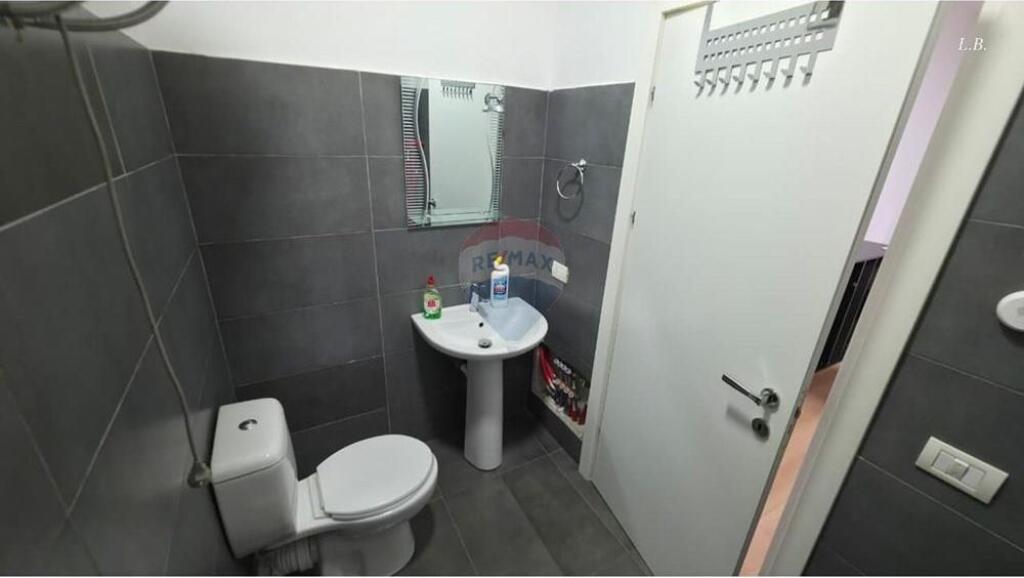 Office for Rent – Myslym Shyri !