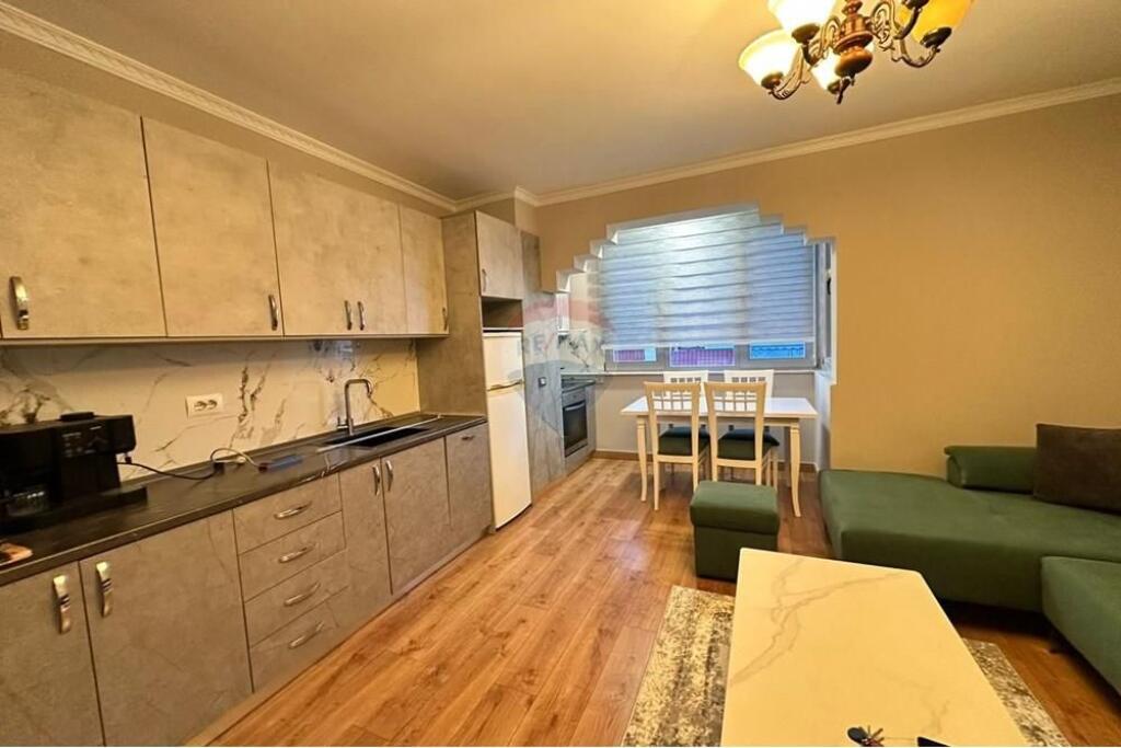 Apartament 2+1, ish Fusha e Aviacionit