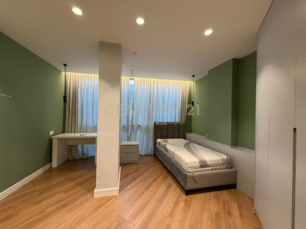 REZIDENCA KODRA E DIELLIT 1 – APARTAMENT 3+1 ME GARDEROBË, QIRA