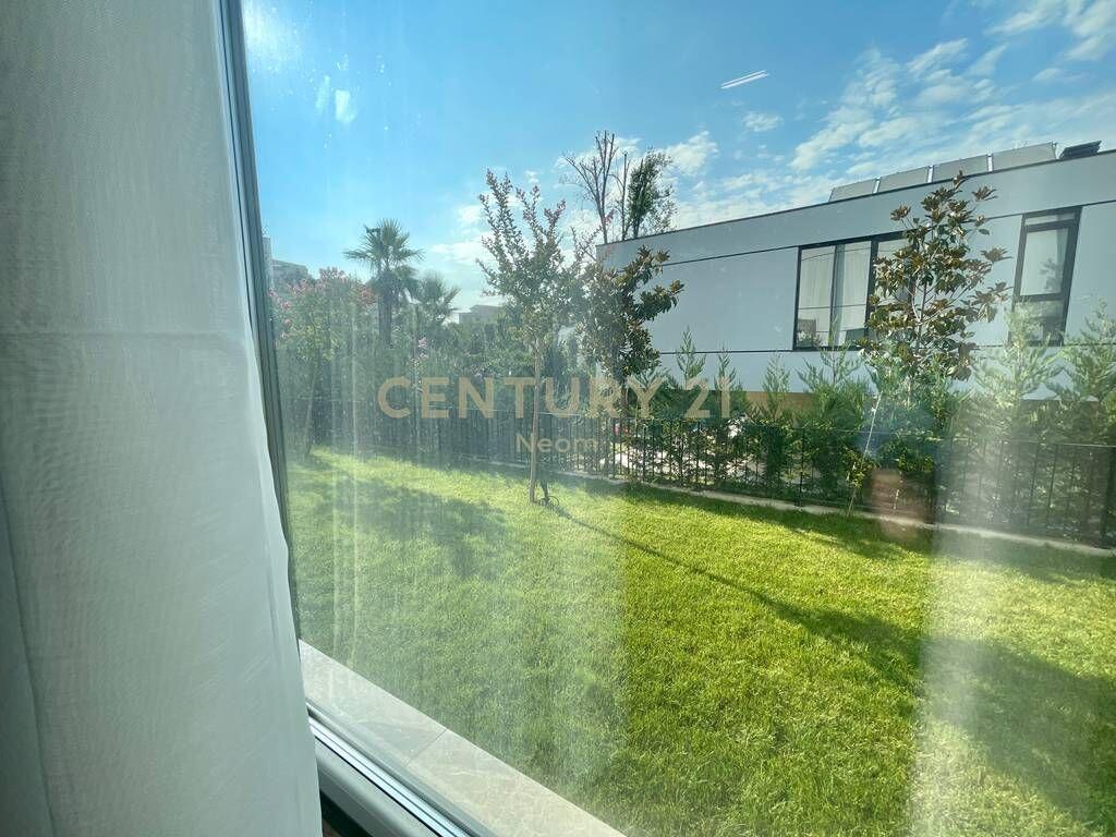 Qira – Vilë e Bashkëngjitur në Rezidencën Forest, Liqeni i Thatë