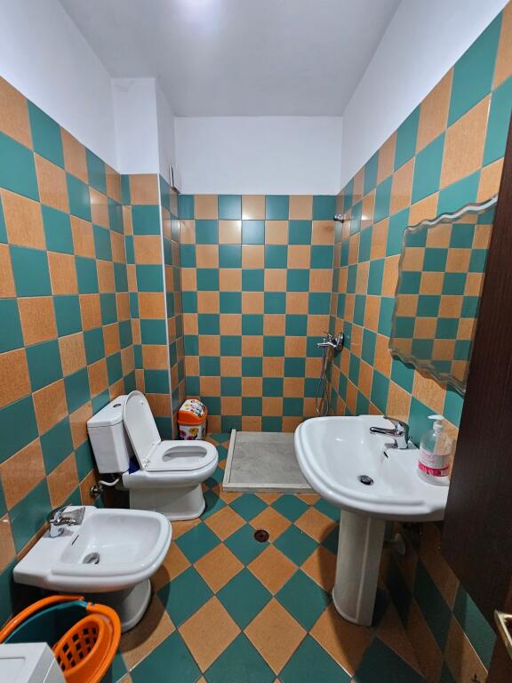 Ne Fresk Shitet Apartament 2+1 I Mobiluar!