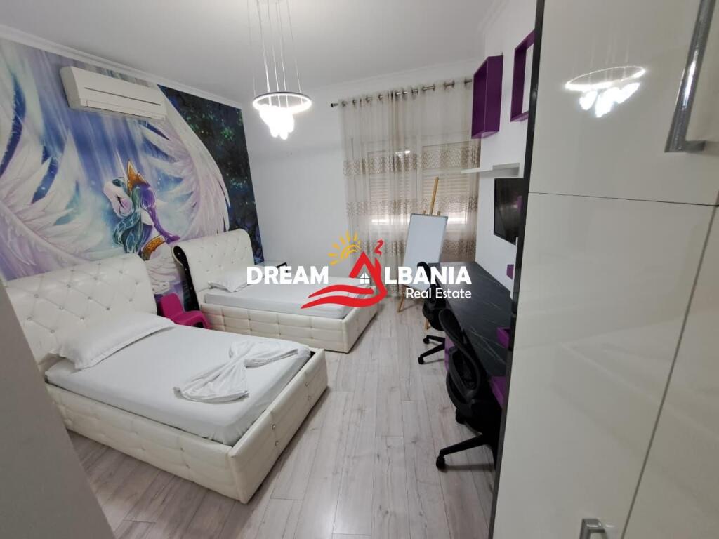 Super Apartament 2+1+2WC+2Ballkone me Qera, tek Kompleksi Panorama ( ID 42215440)