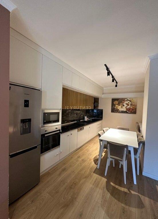 Apartament 2+1 per qira ne Shkoze, Kompleksi Tom Doshi.