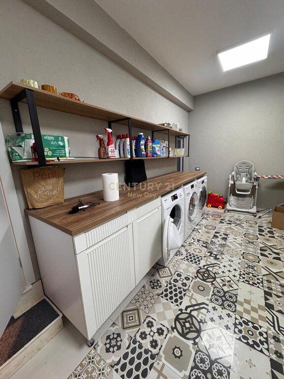 DURRËS – GJYKATA | SHITET APARTAMENT 2+1, 188 m²