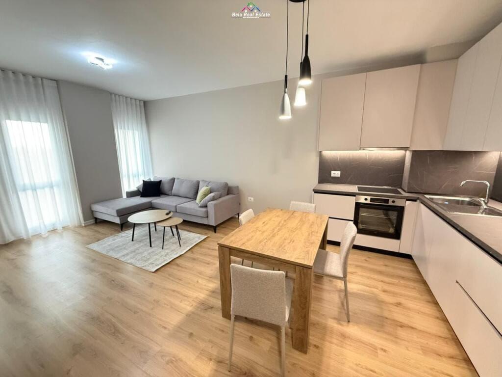 Appartamento In Affitto 1+1+ Posto Auto A Zogu i Zi (ID B2101336) Tirana