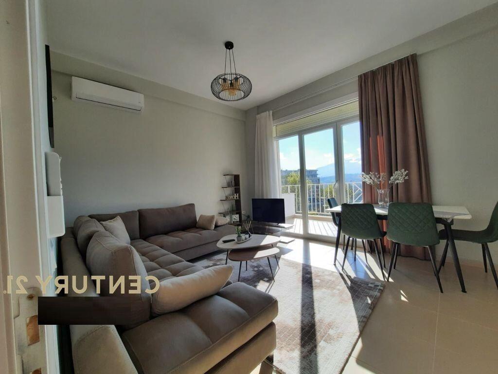 Jepet me qira apartament në zonën e Liqenit të Tiranës, pranë Piceri Pavarottit!