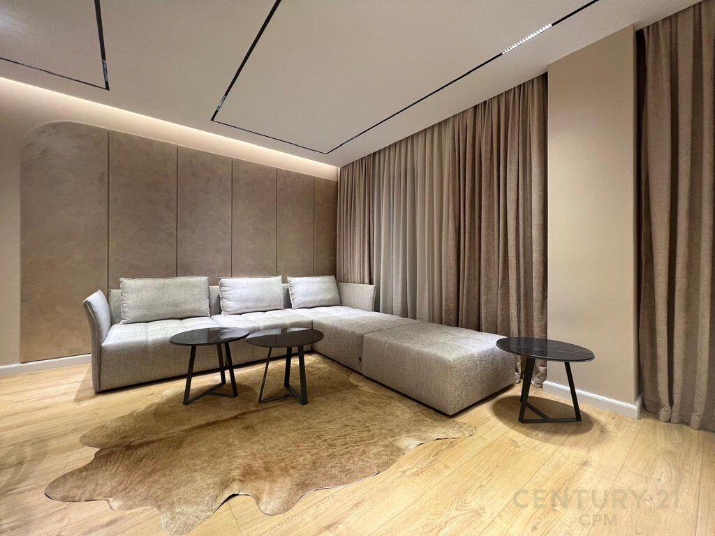 Super Apartament 2+1 ne Qender, fillimi Rr. Kavajes! 1,650 € /Muaj Sip. Totale  90m2