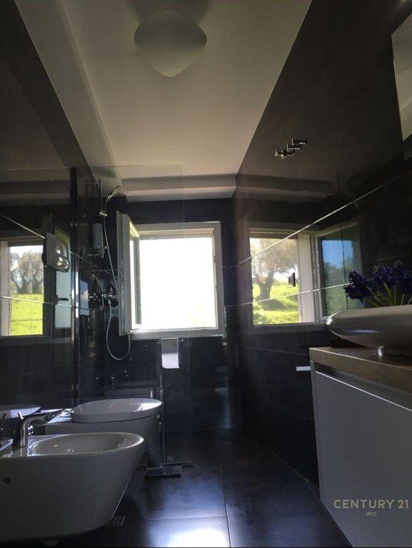 LONG HILL RESIDENCE – VILË ME QIRA