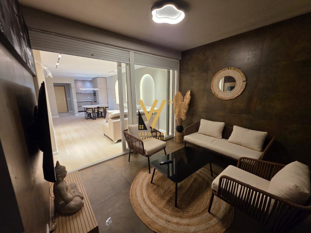 SHITET APARTAMENT 2+1+2 ME VERANDE TE ISH EKSPOZITA 320.000 EURO