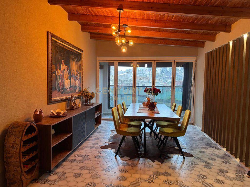 DURRËS – GJYKATA | SHITET APARTAMENT 2+1, 188 m²