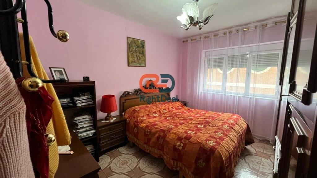 Tek Vasil Shanto, Shitet Apartament 2+1 Ideal per Banim!!!