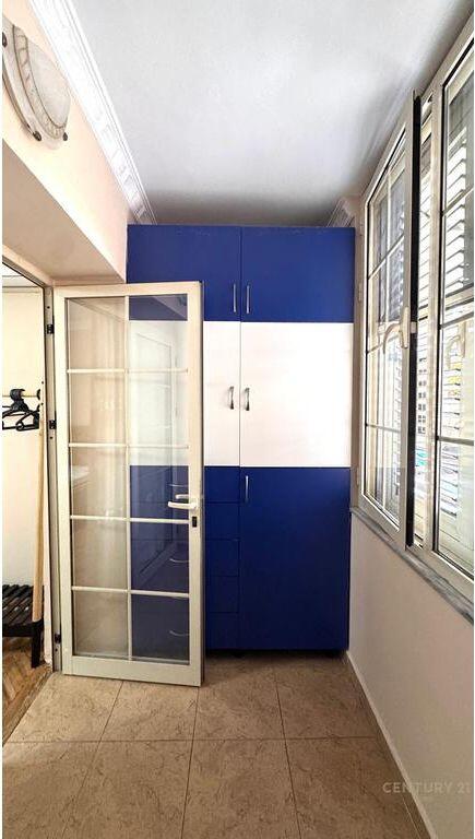 Jepet me qira apartament 2+1 me oborr dhe post parkimi – Rruga Fortuzi!